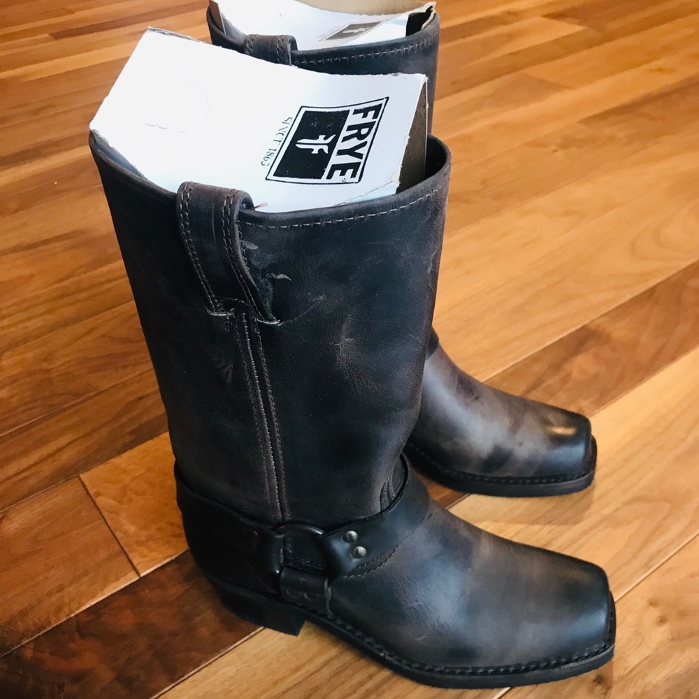 Frye Harness 12R Smoke Boots - Brand new